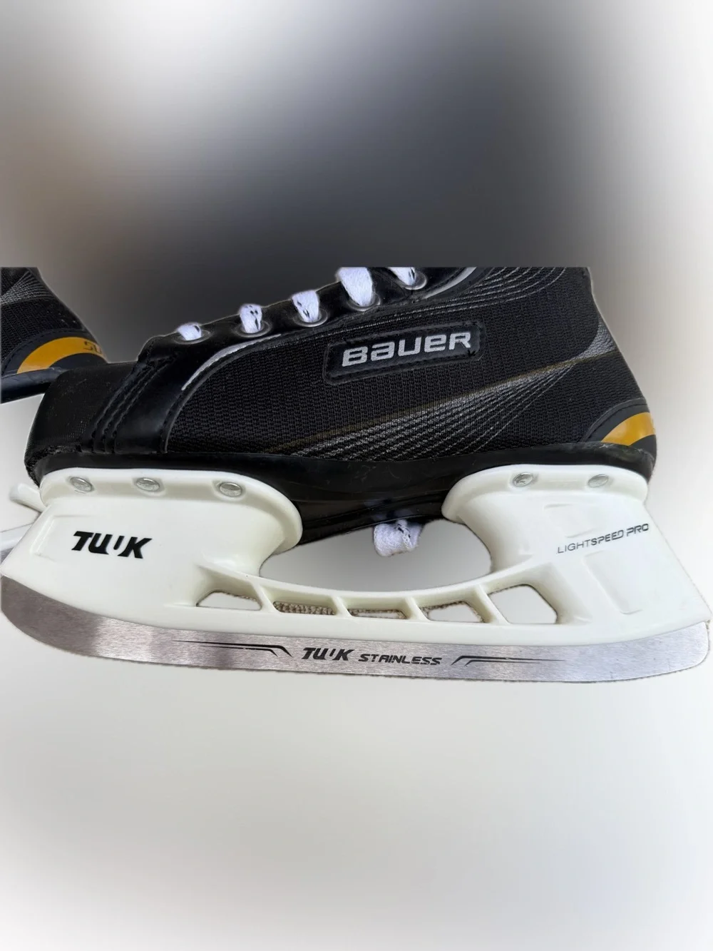 Bauer Kids Black and White Ice Hockey Skates - size 4